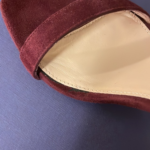 New Stuart Weitzman Sandals. Size 5.5M - Picture 5 of 5